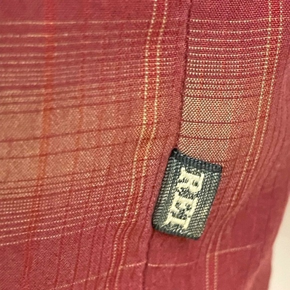 Rei Adventures Men’s Plaid Long-sleeve Rust Color Button Up Shirt Size XXL - Picture 3 of 4